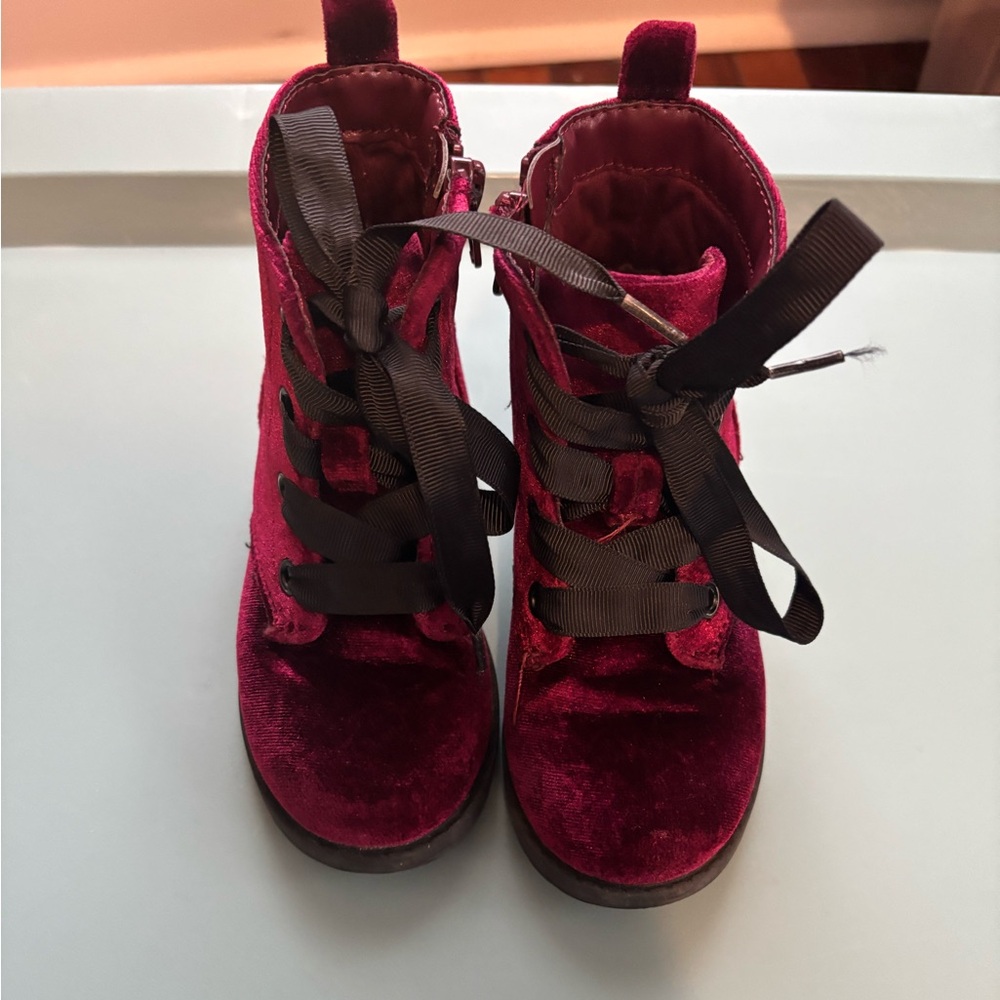 Toddler Girls Cat & Jack Giovanna Crushed Velvet Zip Boots